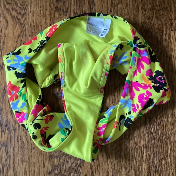Bar III Floral Chic Convertible Top High‎ Waist Bottom Bikini Set Citron Floral - Picture 14 of 15